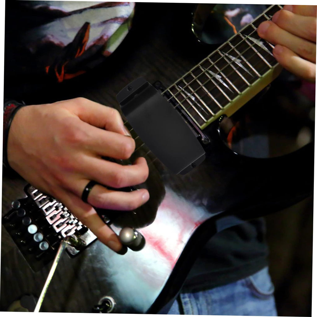 Bass Pickup Cover P243257