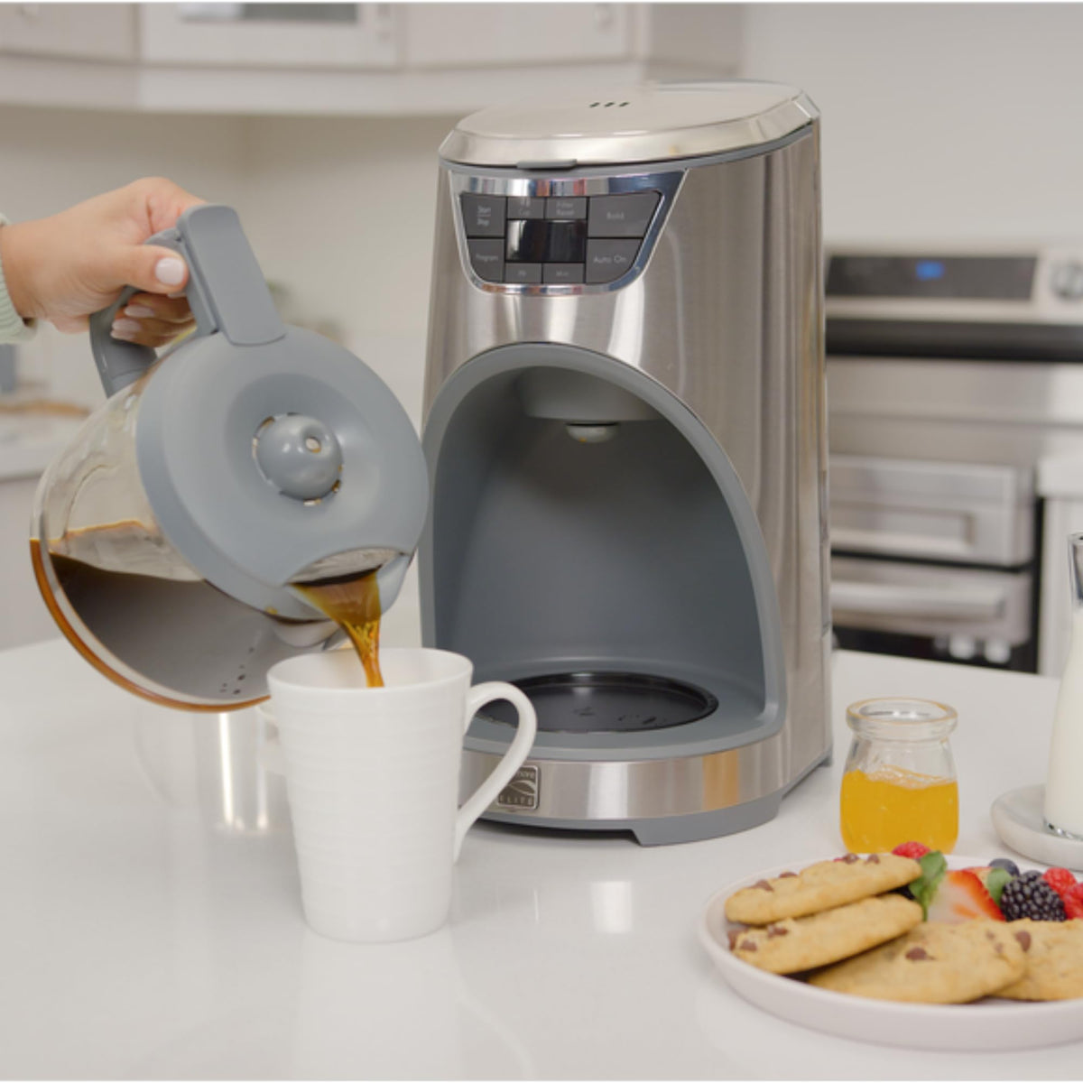 12-Cup Programmable Drip Coffee Maker with Glass Pot E7800