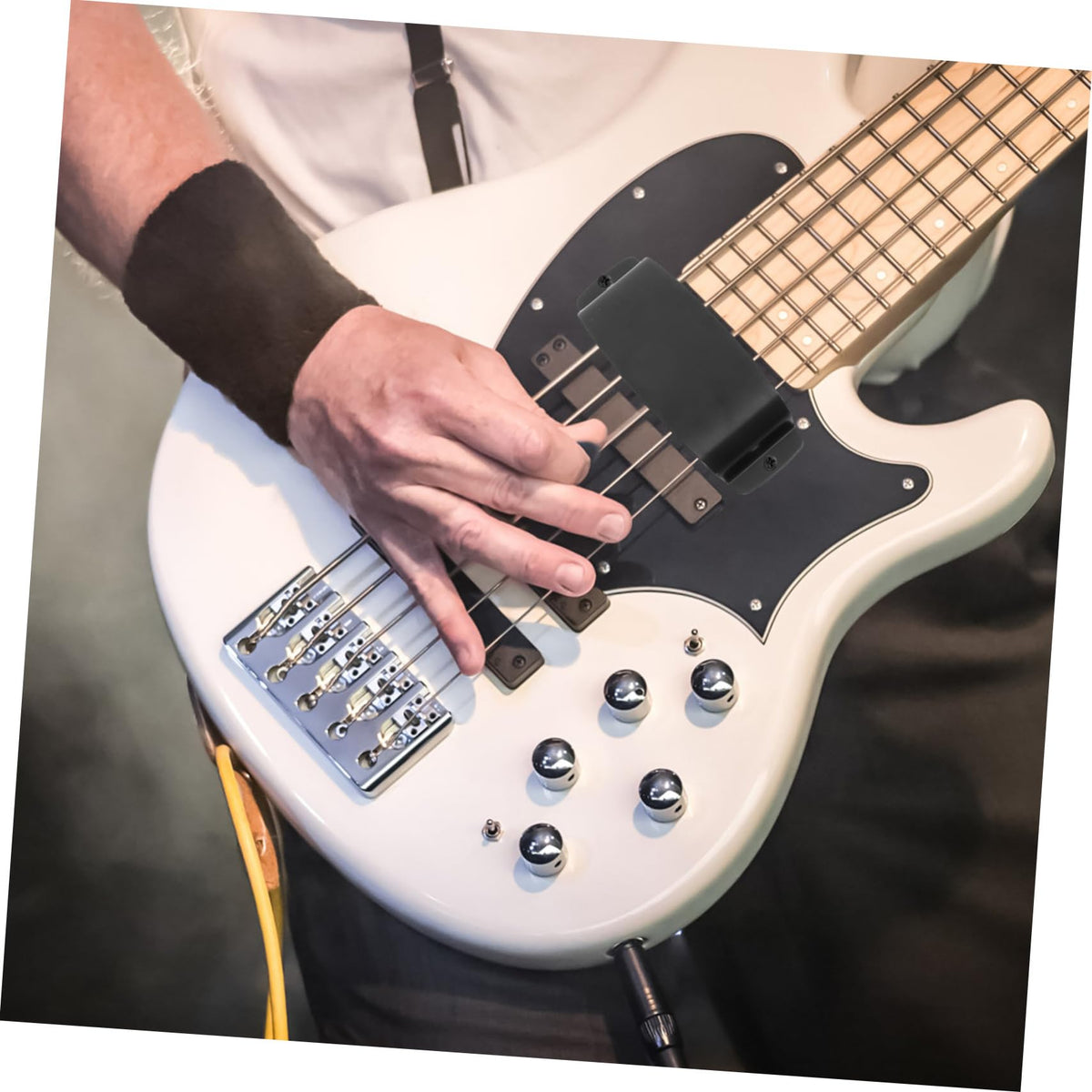 Bass Pickup Cover P243257